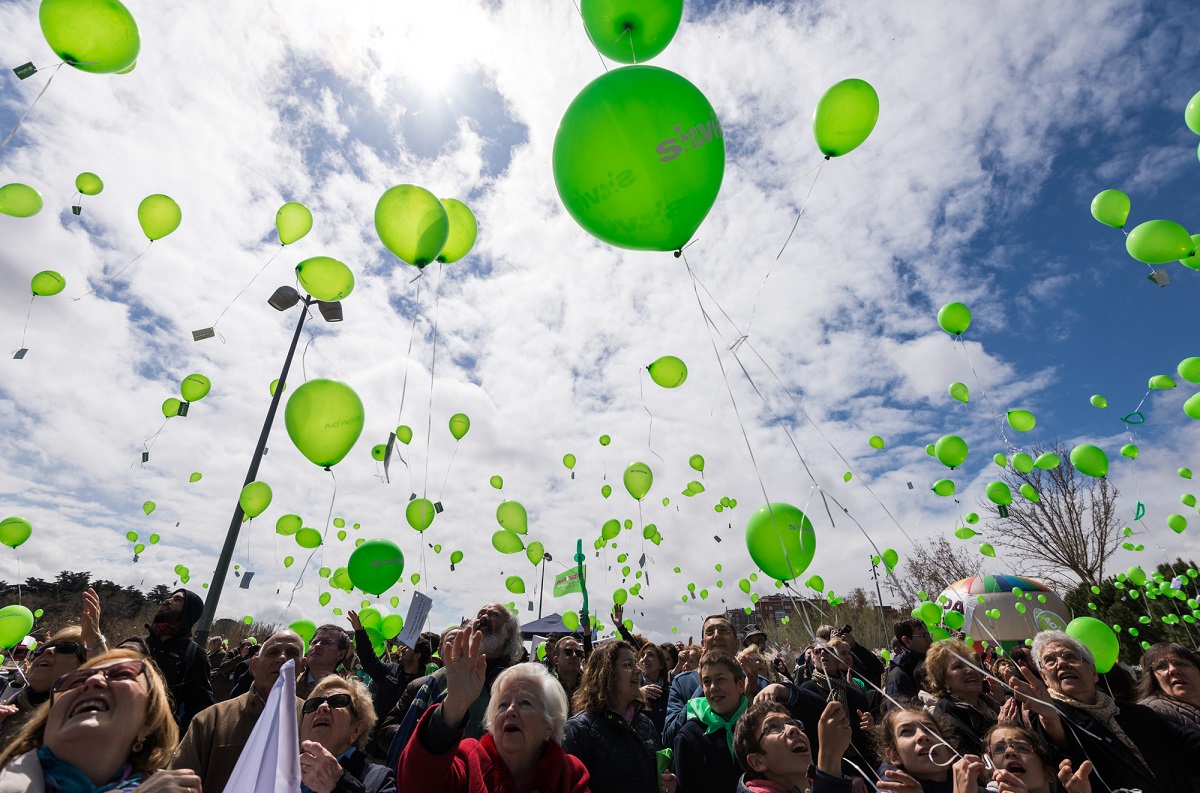 si a la vida globos web