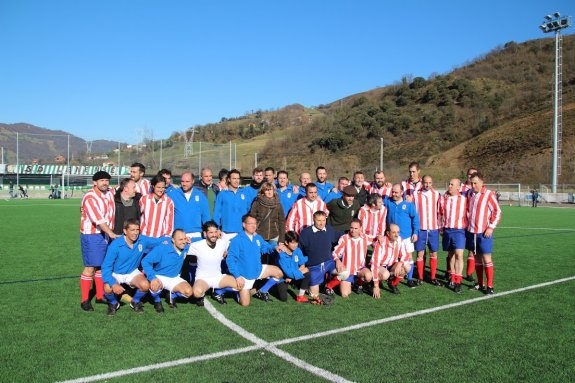 partido solidario redmadre asturias navidad2016