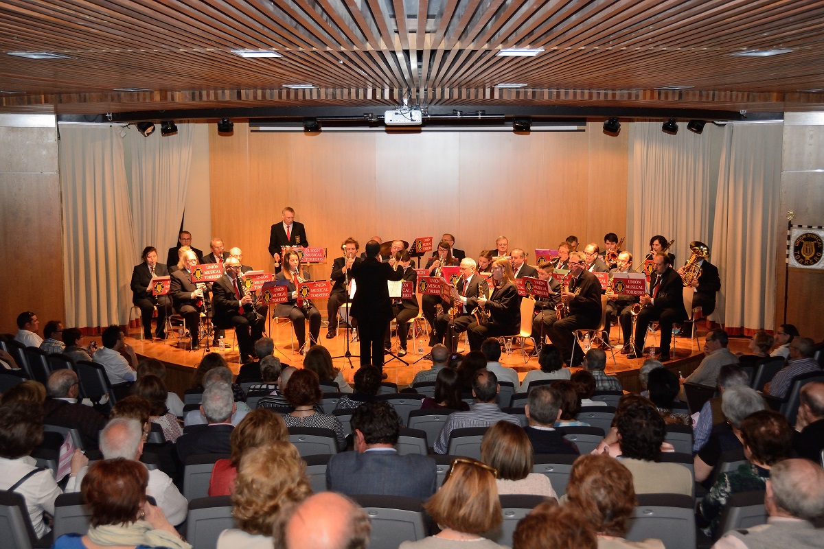 REDMADRE ZARAGOZA Concierto benefico union musical mayo 2017 1