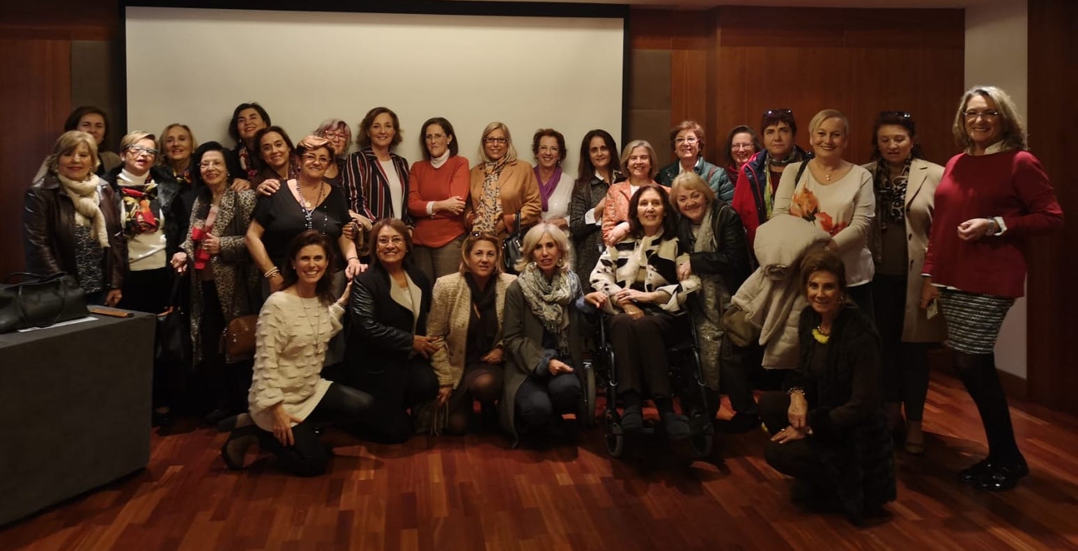 Amaya DirFunda charla Foro Mujeres Almeria.jpg1