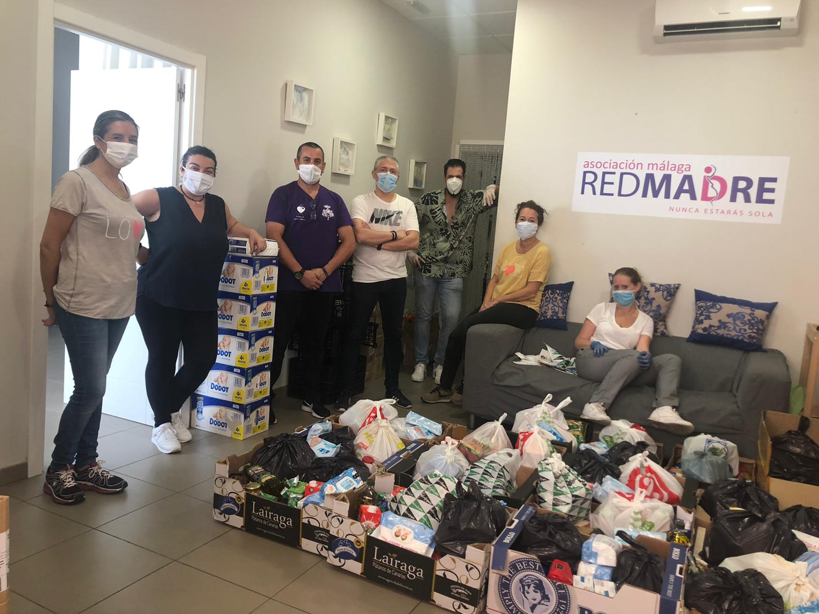 MALAGA Voluntarios cofracia el rico1