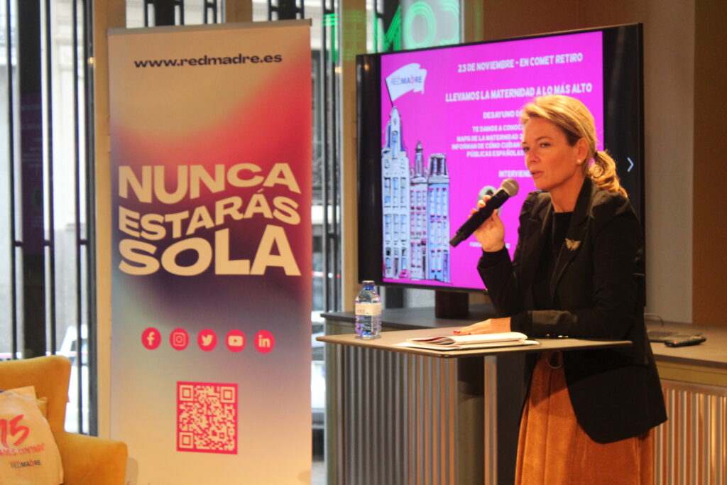 María Torrego, Presidenta de Fundación REDMADRE durante su intervención en el desayuno de prensa de presentación del Mapa de la Maternidad 2021 celebrado en Comet Retiro.