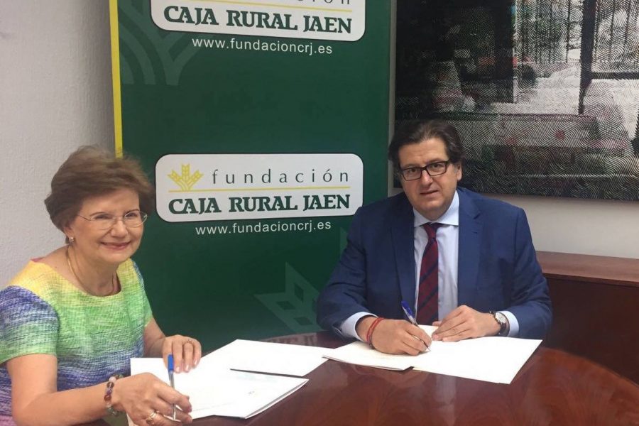 Ana_Charte_vicepresidenta_asoci_redmadre_jaen_firma_conevio_caja_rural.jpg