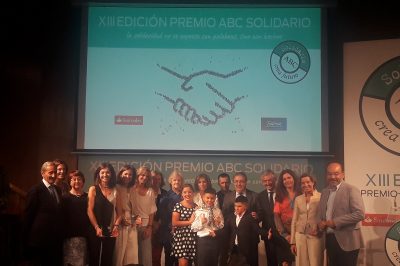 REDMADRE_en_premios_abc_solidario_2017_1web.jpg